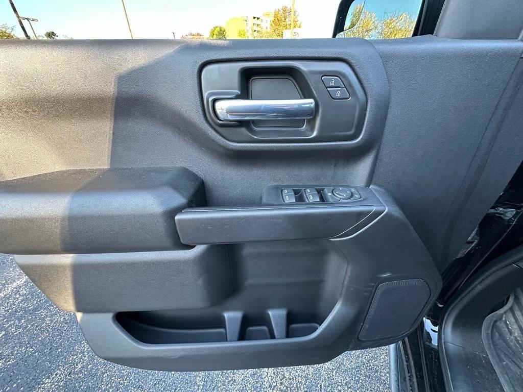 used 2023 Chevrolet Silverado 1500 car, priced at $39,899