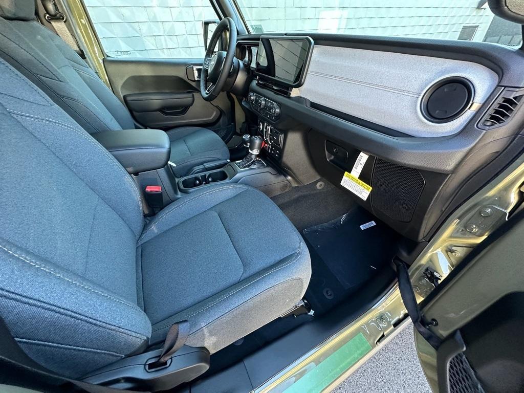 new 2026 Jeep Wrangler car, priced at $51,233