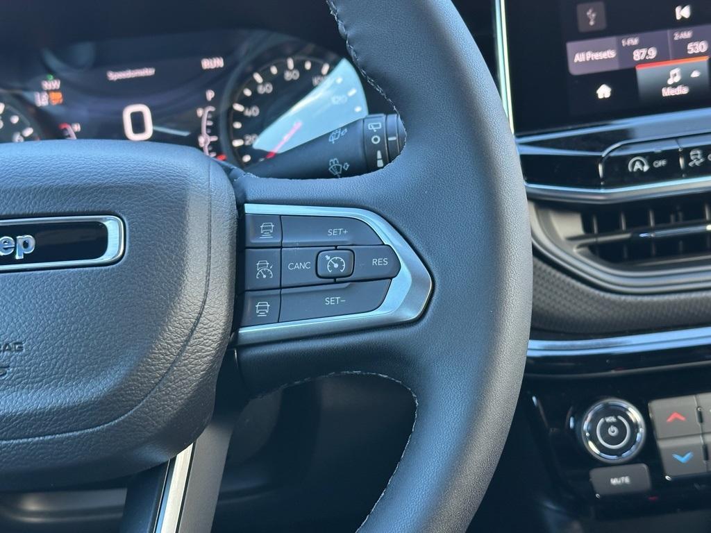 new 2026 Jeep Compass car, priced at $33,384