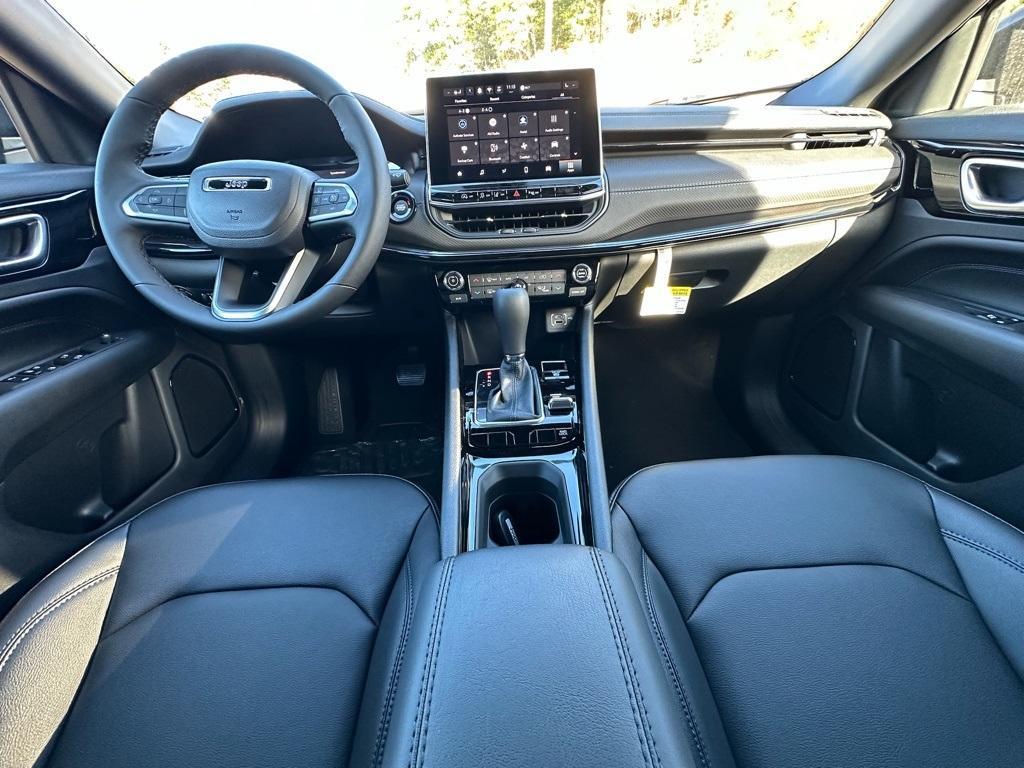 new 2026 Jeep Compass car, priced at $33,384