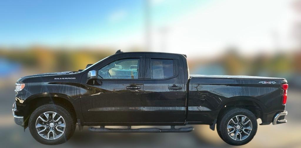 used 2025 Chevrolet Silverado 1500 car, priced at $42,877