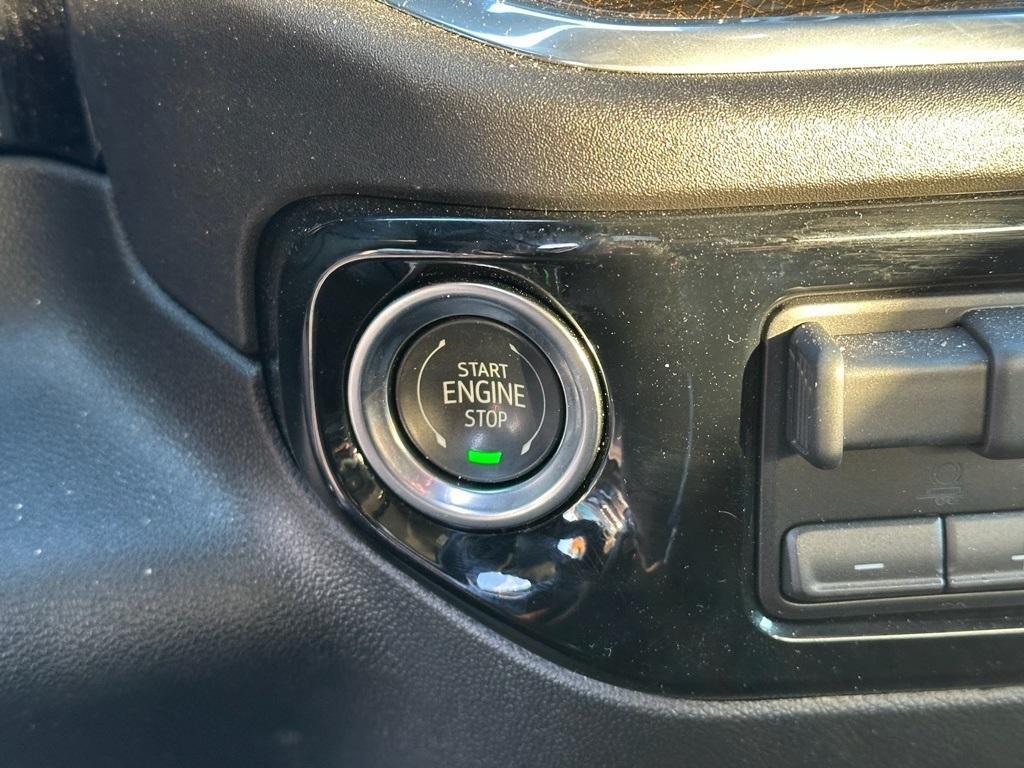 used 2025 Chevrolet Silverado 1500 car, priced at $42,877