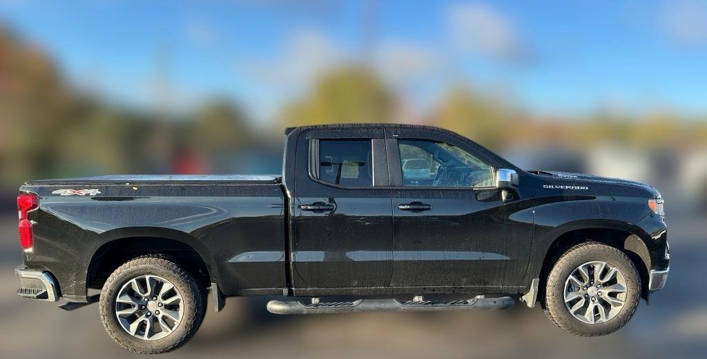 used 2025 Chevrolet Silverado 1500 car, priced at $42,877