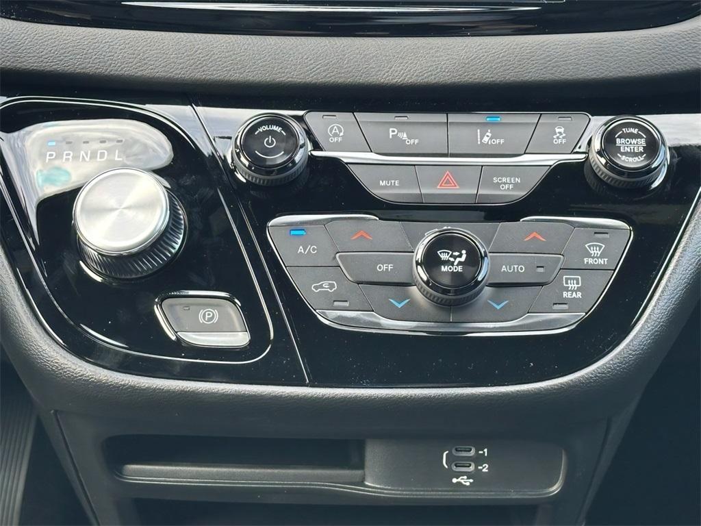 new 2026 Chrysler Voyager car, priced at $39,605