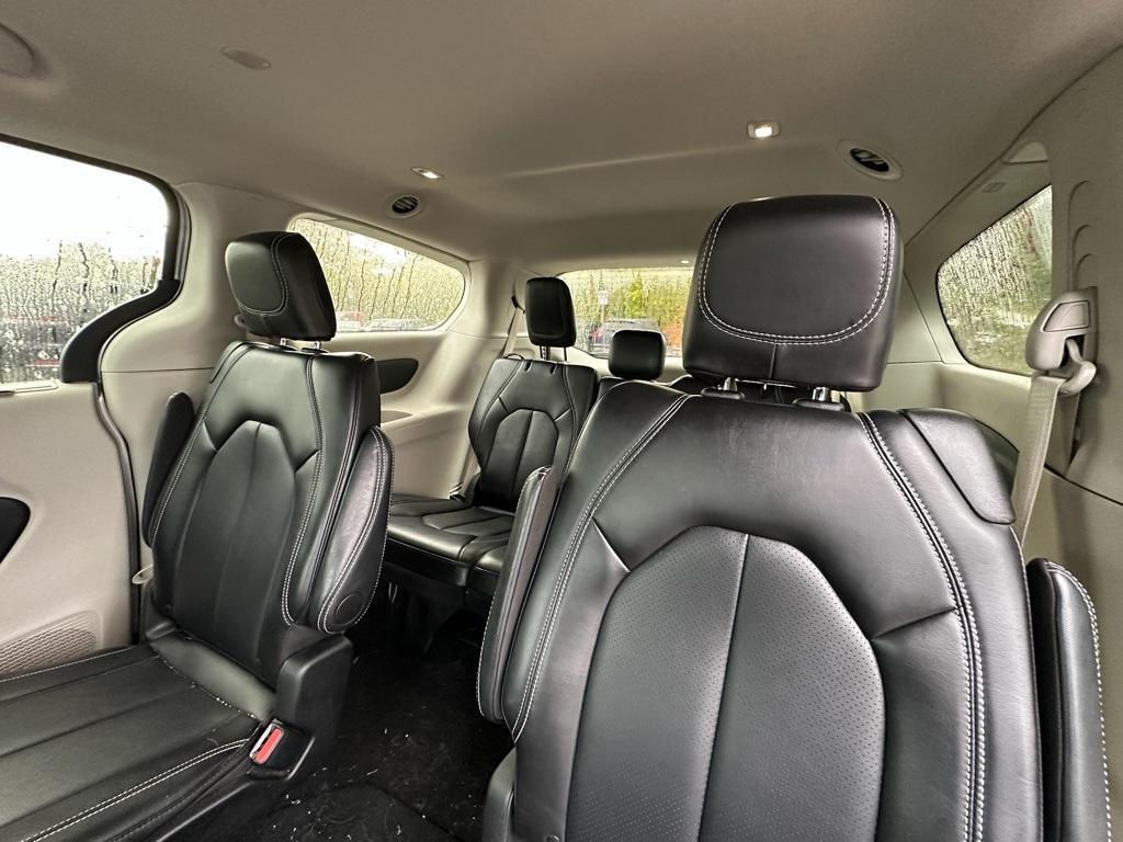 used 2024 Chrysler Pacifica car, priced at $30,344
