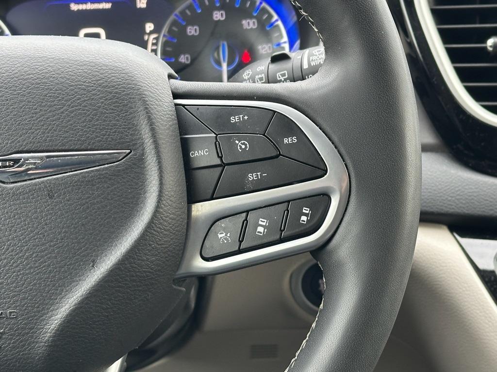 used 2024 Chrysler Pacifica car, priced at $30,344