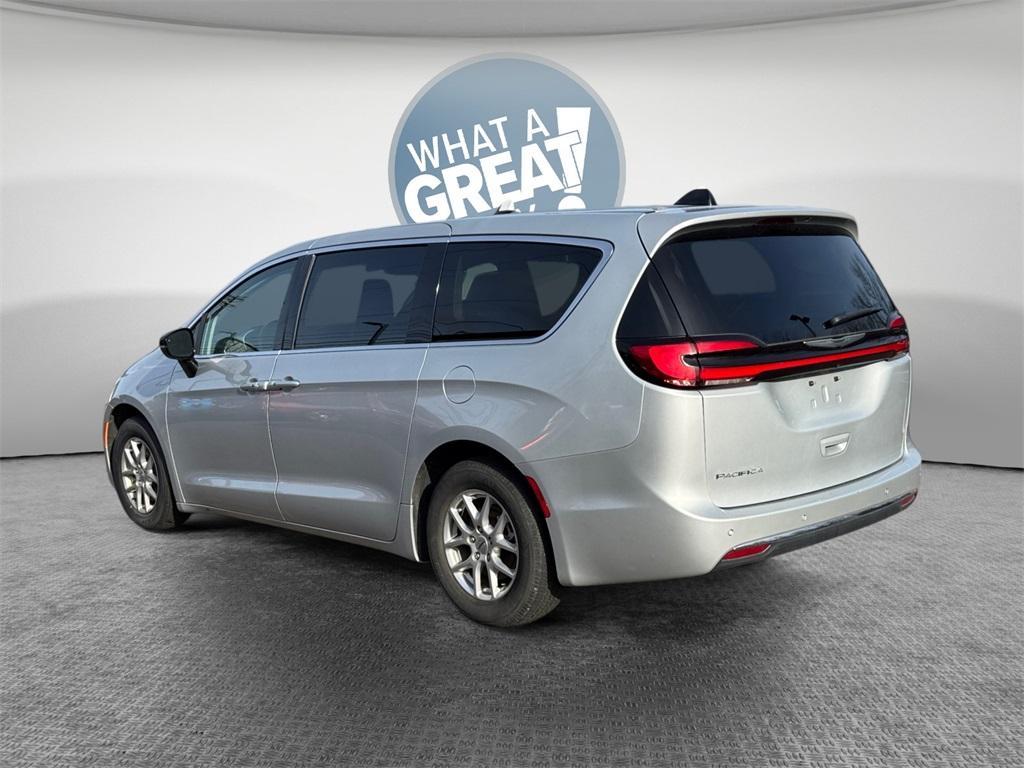 used 2024 Chrysler Pacifica car, priced at $28,480
