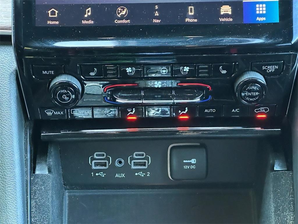 used 2021 Jeep Grand Cherokee L car, priced at $35,677