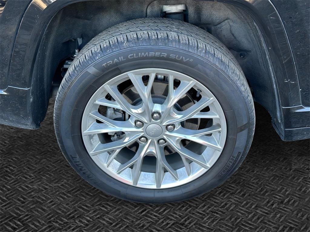 used 2021 Jeep Grand Cherokee L car, priced at $35,677