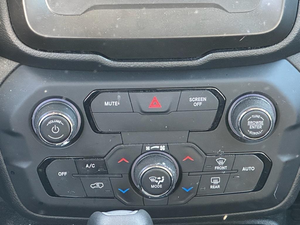 used 2020 Jeep Renegade car, priced at $18,309