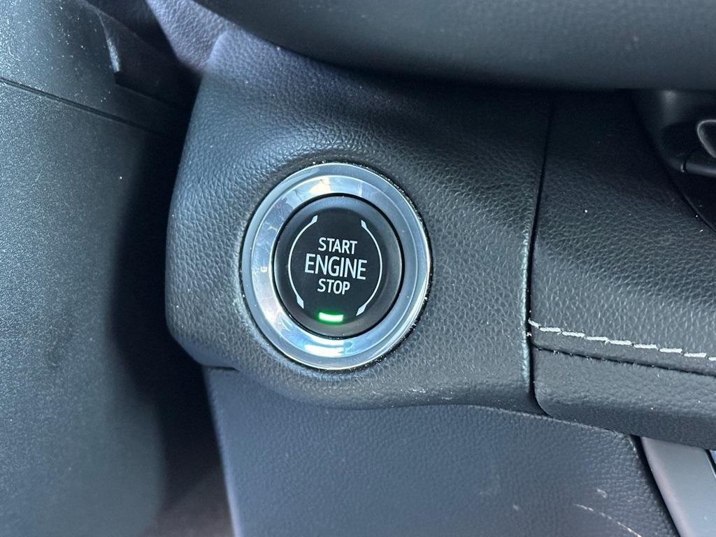 used 2023 Buick Envision car, priced at $26,677