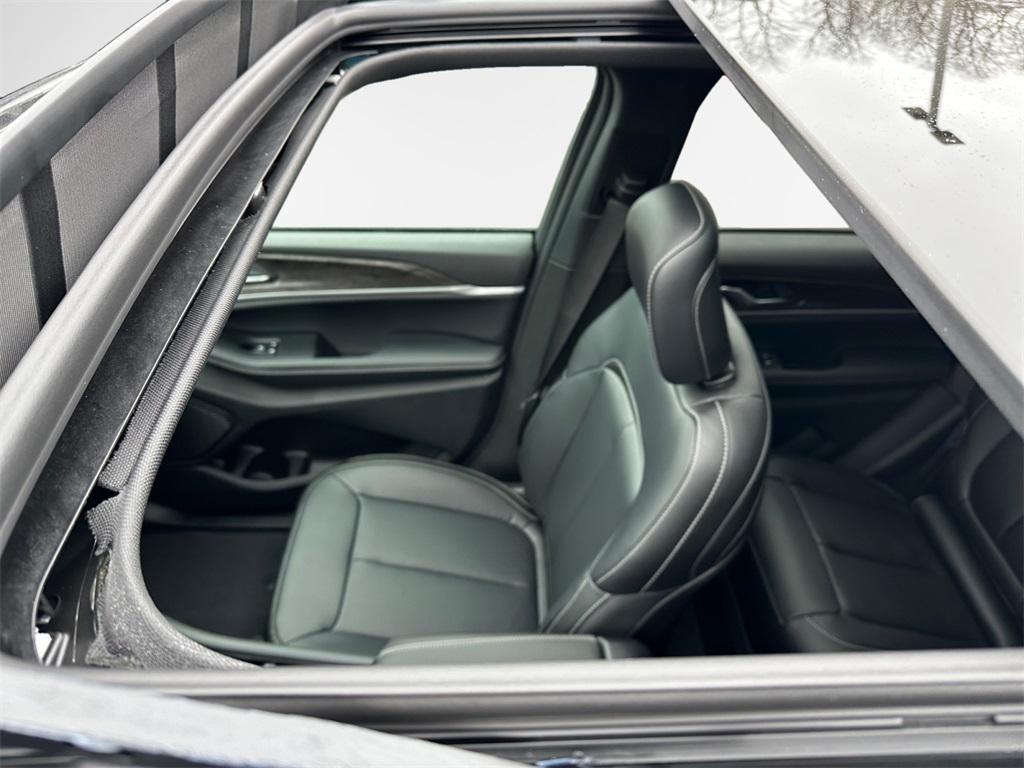 new 2025 Jeep Grand Cherokee car, priced at $47,225