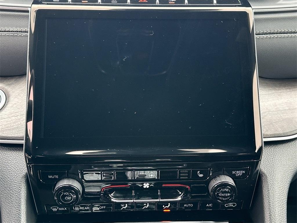 new 2025 Jeep Grand Cherokee car, priced at $47,225