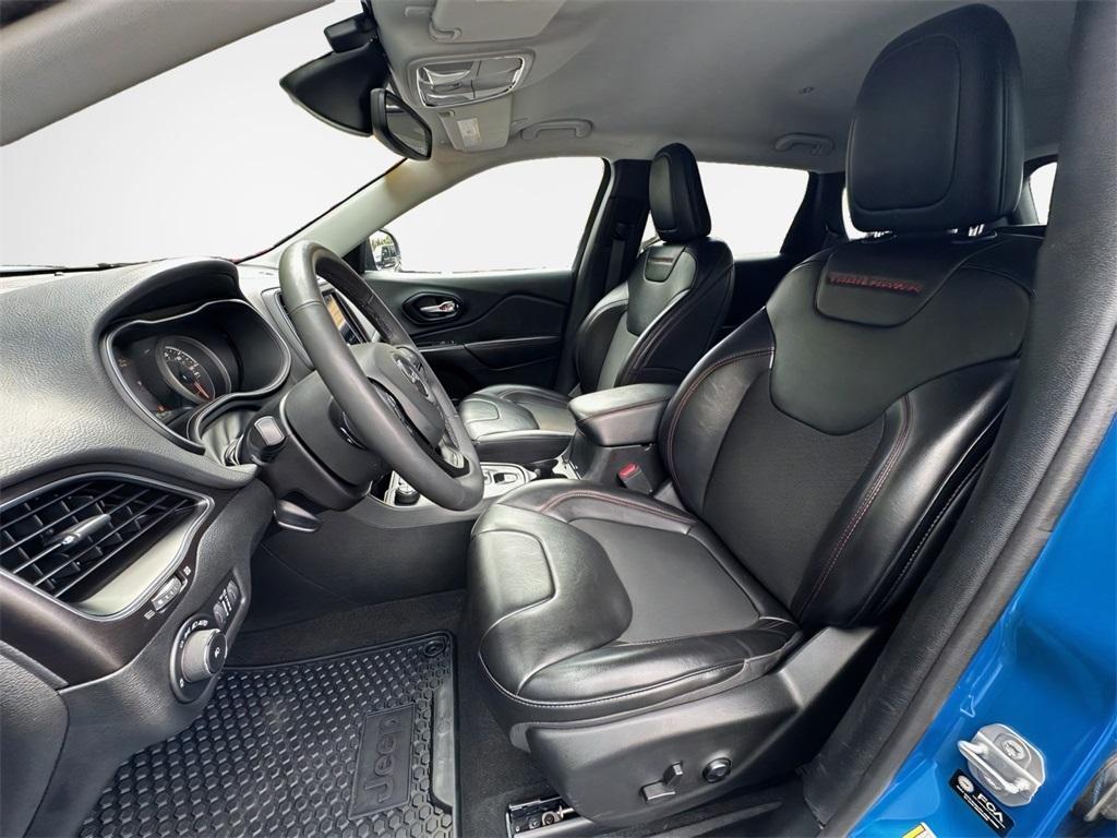 used 2021 Jeep Cherokee car, priced at $23,877