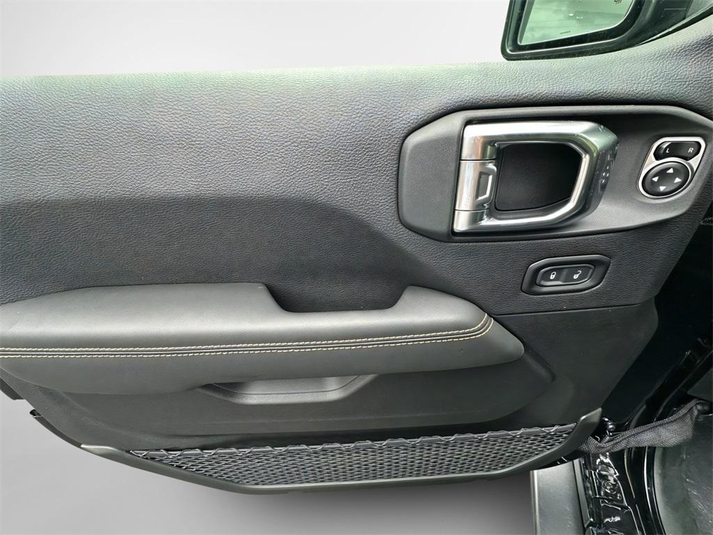 new 2025 Jeep Wrangler car, priced at $95,999