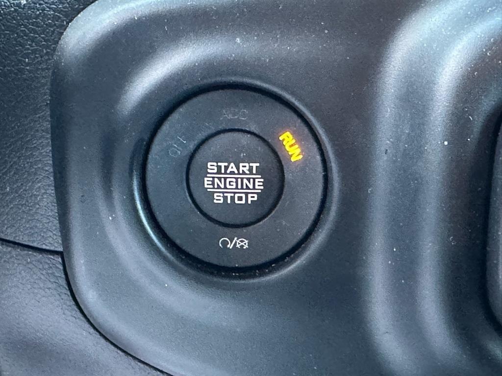 used 2023 Jeep Gladiator car, priced at $31,455