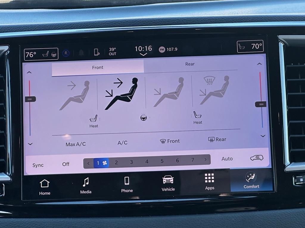 used 2024 Chrysler Pacifica car, priced at $29,989