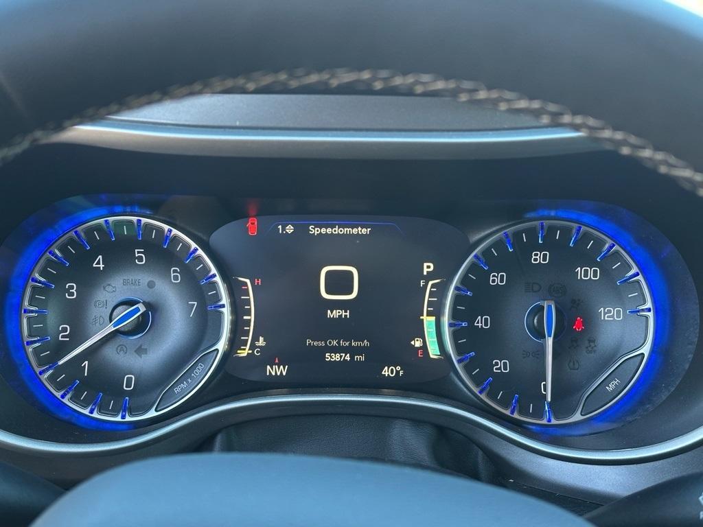 used 2024 Chrysler Pacifica car, priced at $29,989