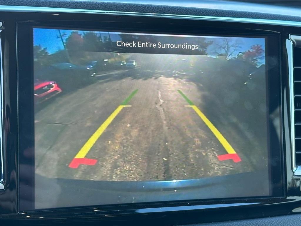 used 2024 Chrysler Pacifica car, priced at $29,989