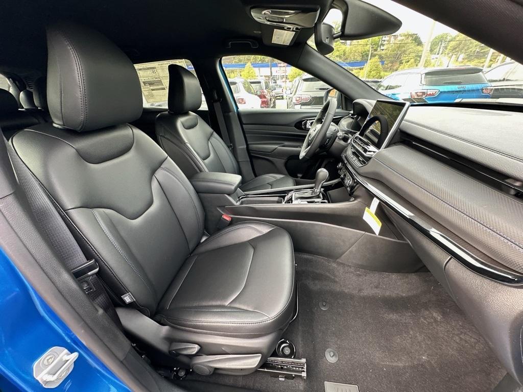 new 2026 Jeep Compass car, priced at $32,789