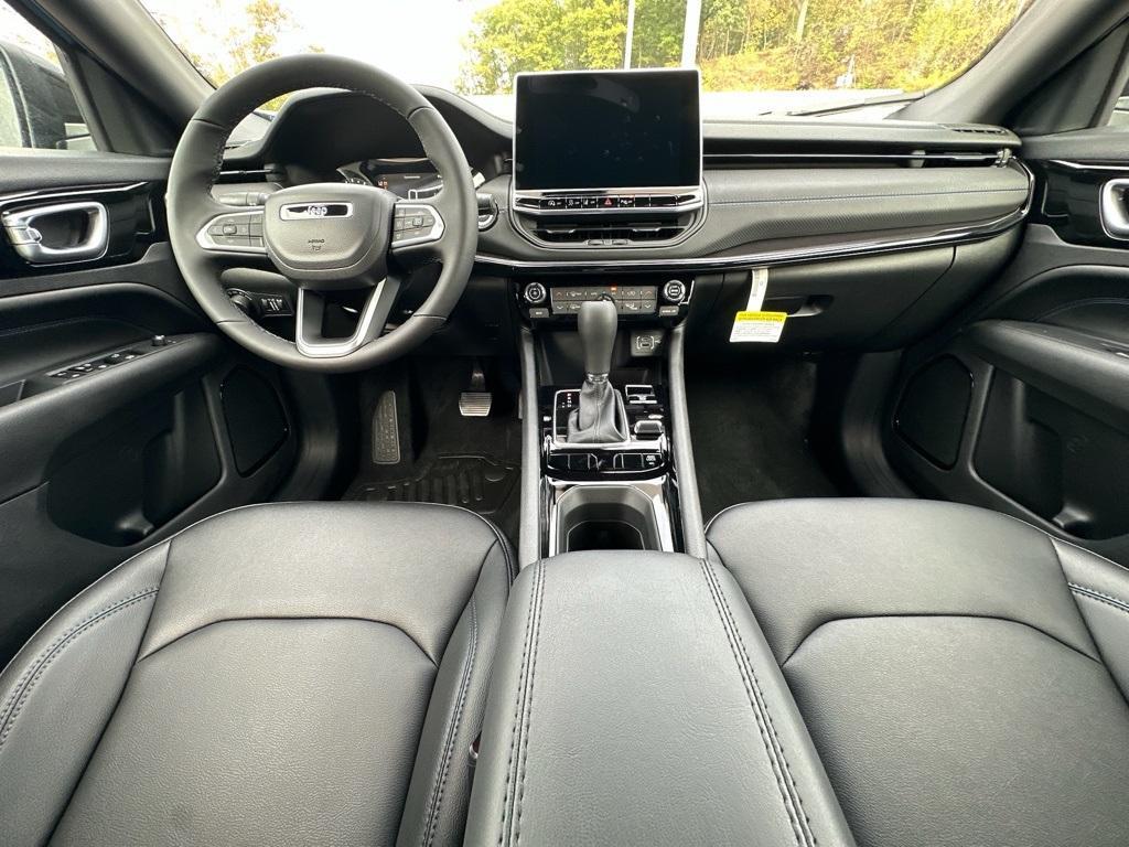 new 2026 Jeep Compass car, priced at $32,789