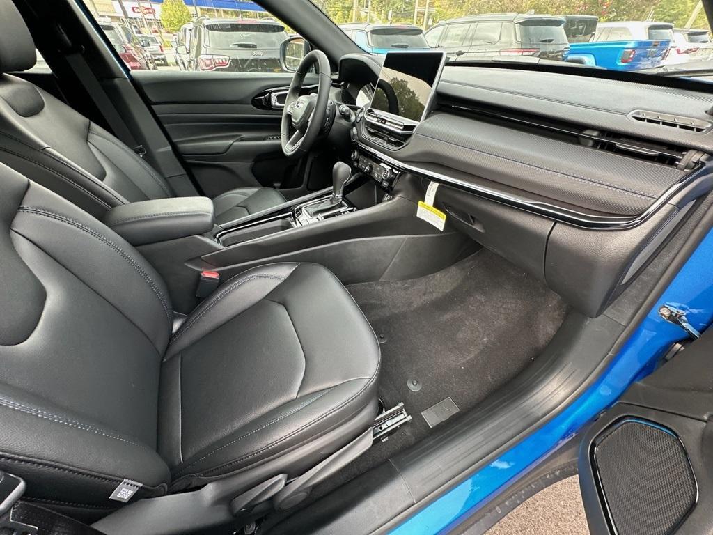 new 2026 Jeep Compass car, priced at $32,789