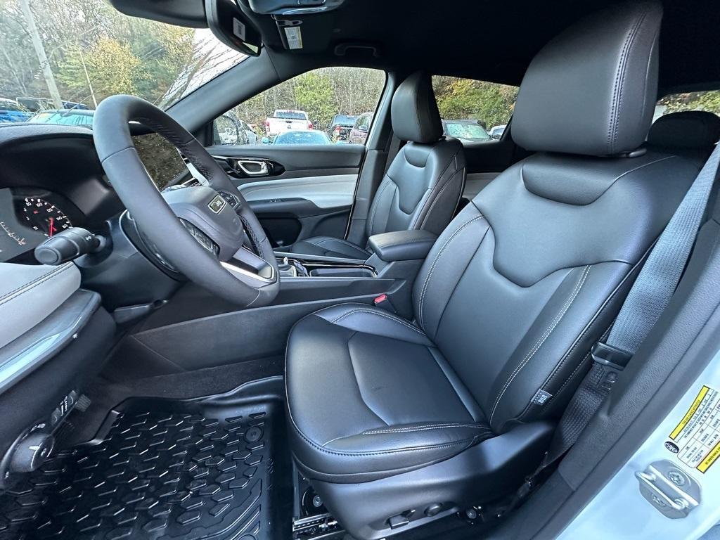 new 2026 Jeep Compass car, priced at $31,351