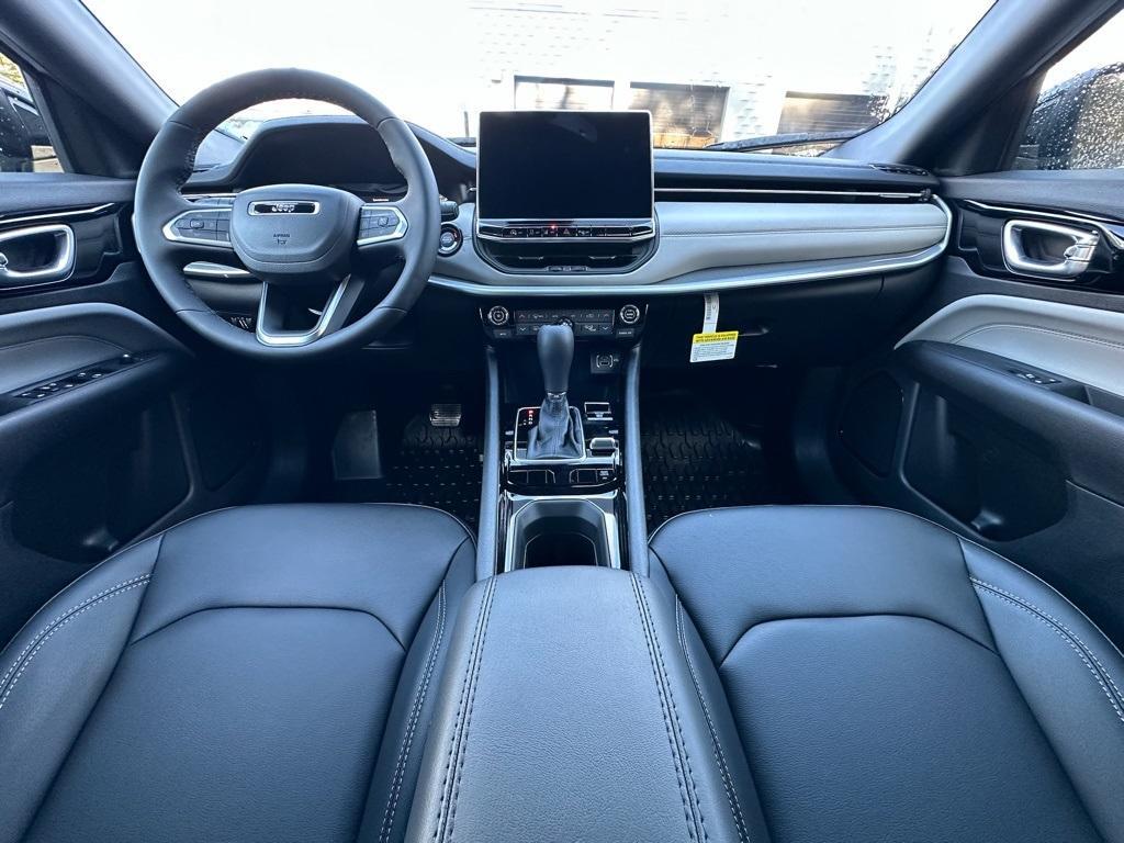 new 2026 Jeep Compass car, priced at $31,351