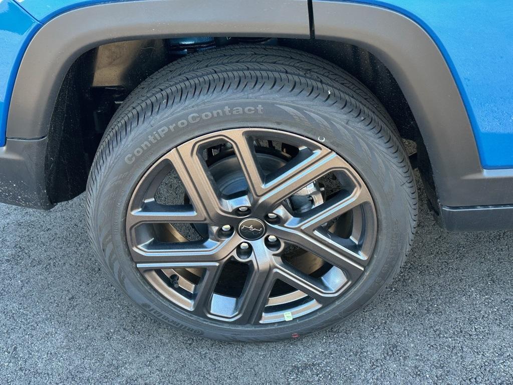 new 2026 Jeep Compass car, priced at $32,789