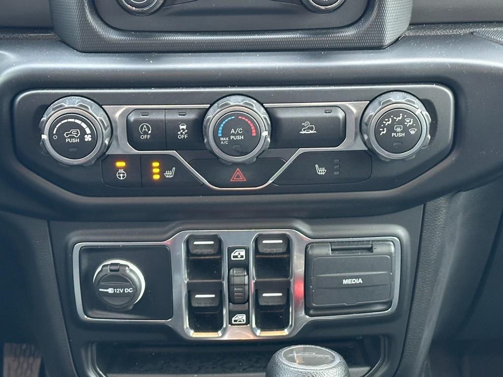 used 2021 Jeep Gladiator car, priced at $31,240