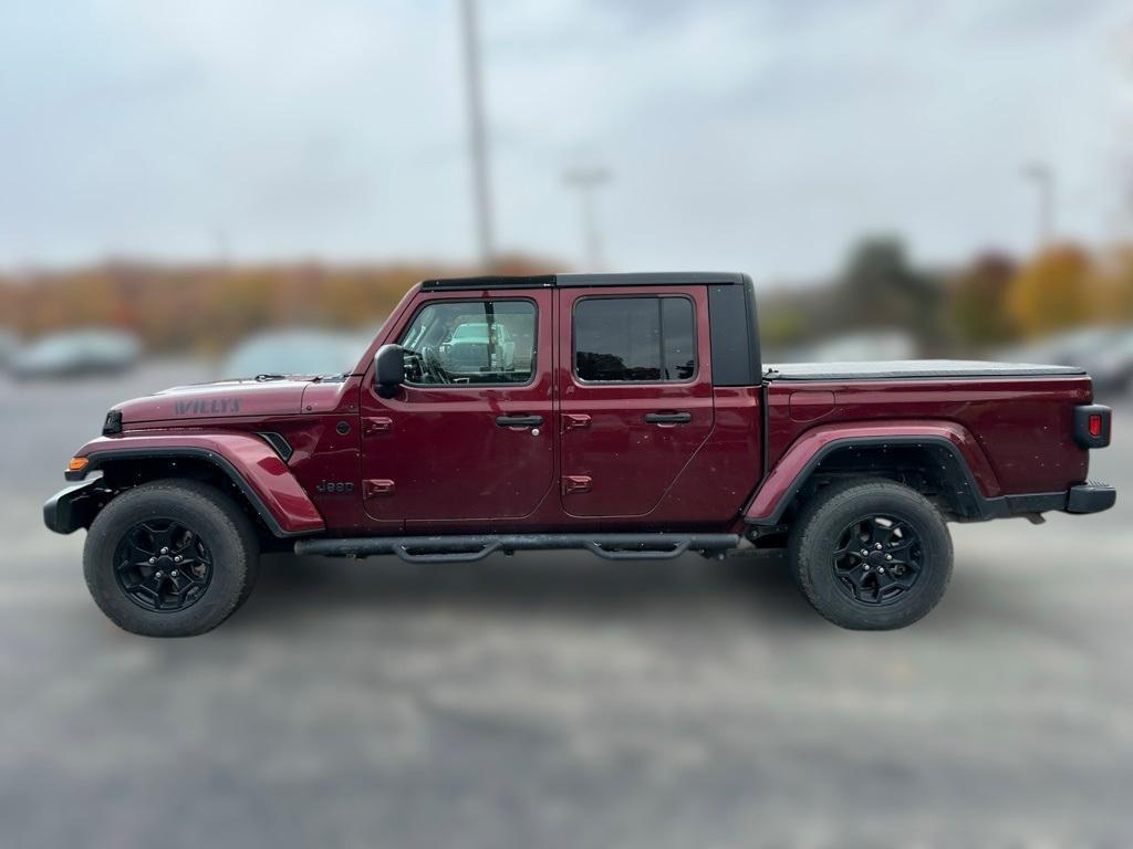 used 2021 Jeep Gladiator car, priced at $31,240