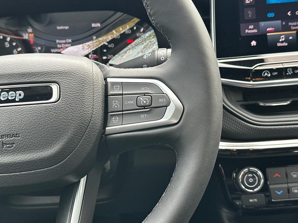 new 2026 Jeep Compass car, priced at $31,384