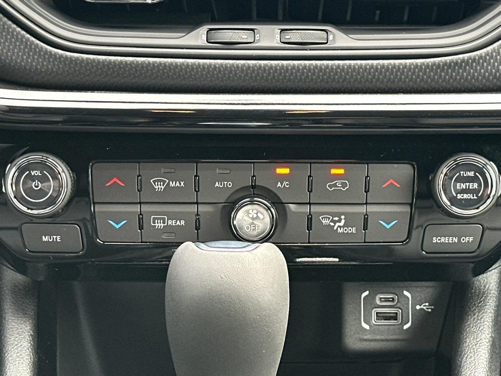 new 2026 Jeep Compass car, priced at $31,384