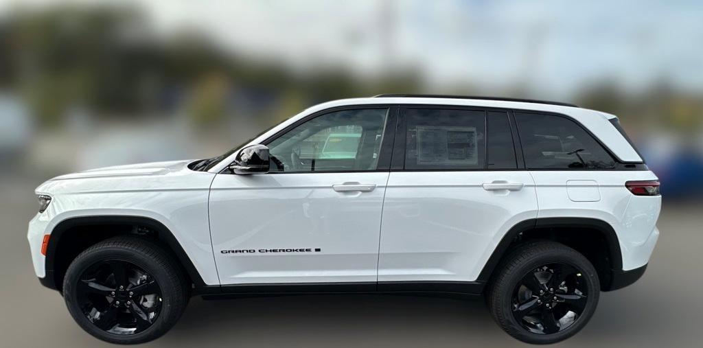 new 2025 Jeep Grand Cherokee car, priced at $46,898