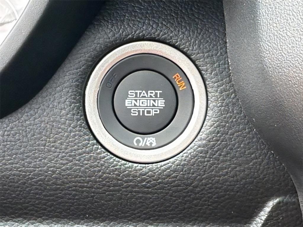 used 2025 Ram 1500 car, priced at $40,344