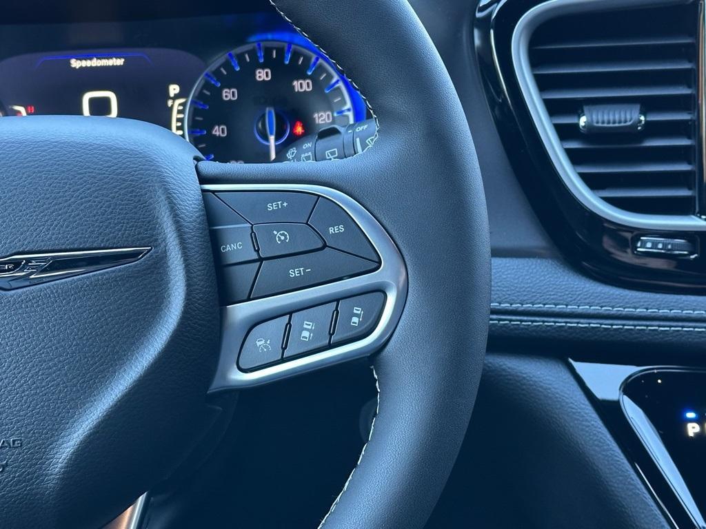 new 2026 Chrysler Pacifica car, priced at $45,723