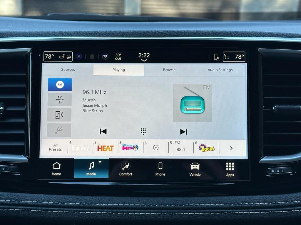 new 2026 Chrysler Pacifica car, priced at $45,723