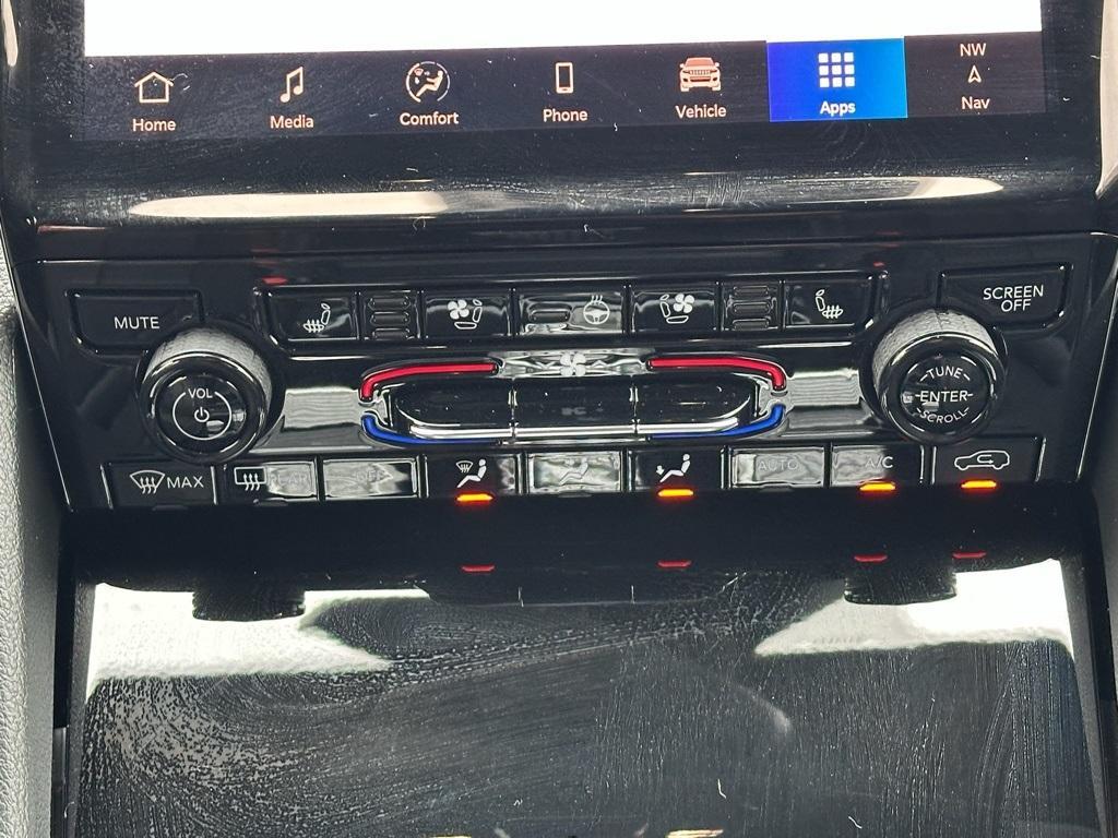 new 2025 Jeep Grand Cherokee car, priced at $55,864