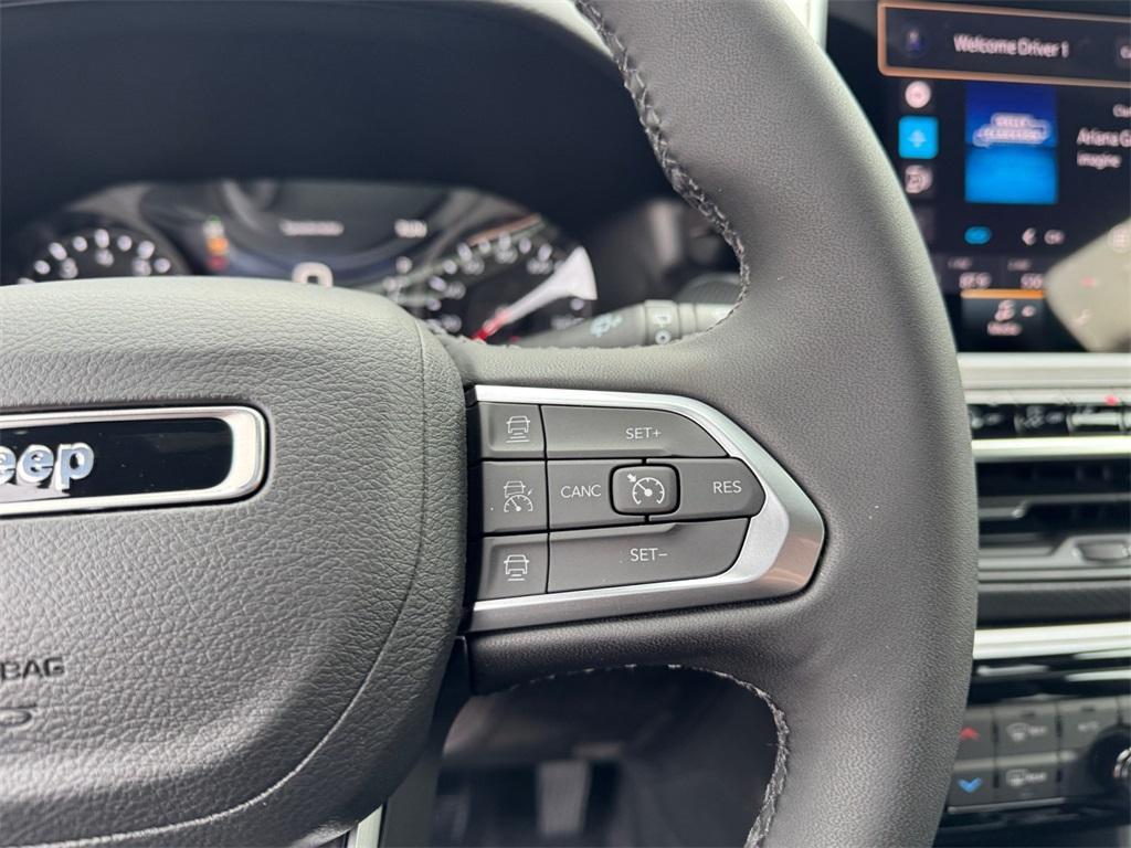 new 2026 Jeep Compass car, priced at $33,140