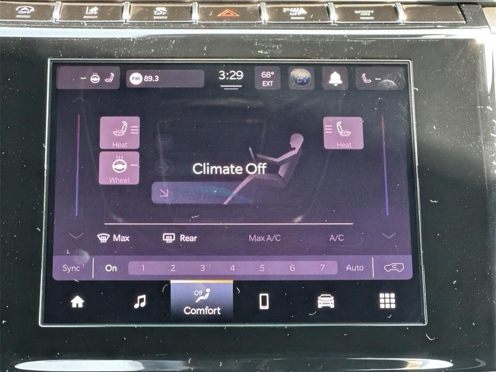 new 2025 Jeep Grand Cherokee car, priced at $38,469