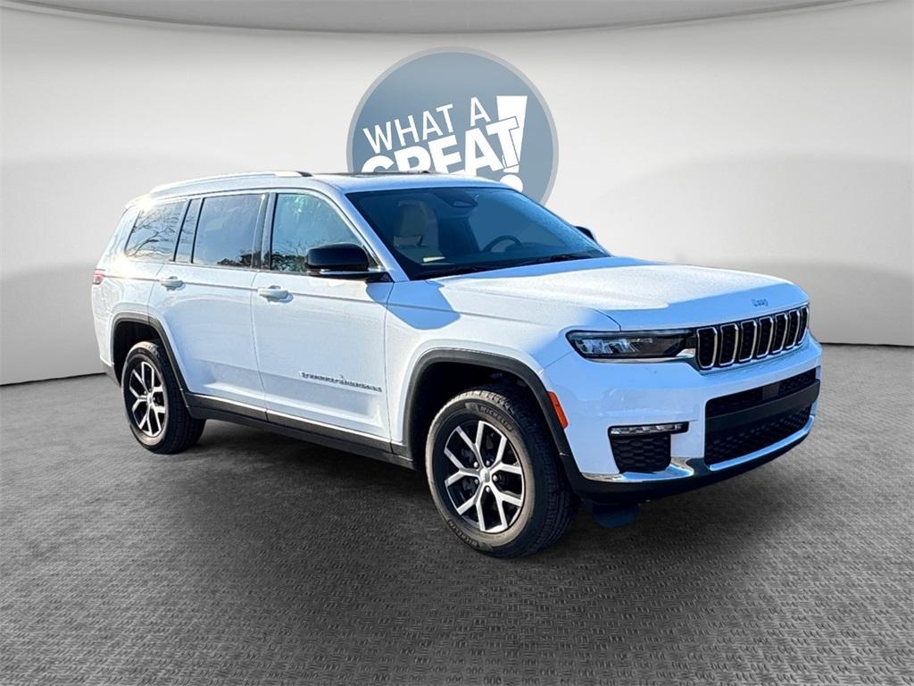 used 2024 Jeep Grand Cherokee L car, priced at $35,989