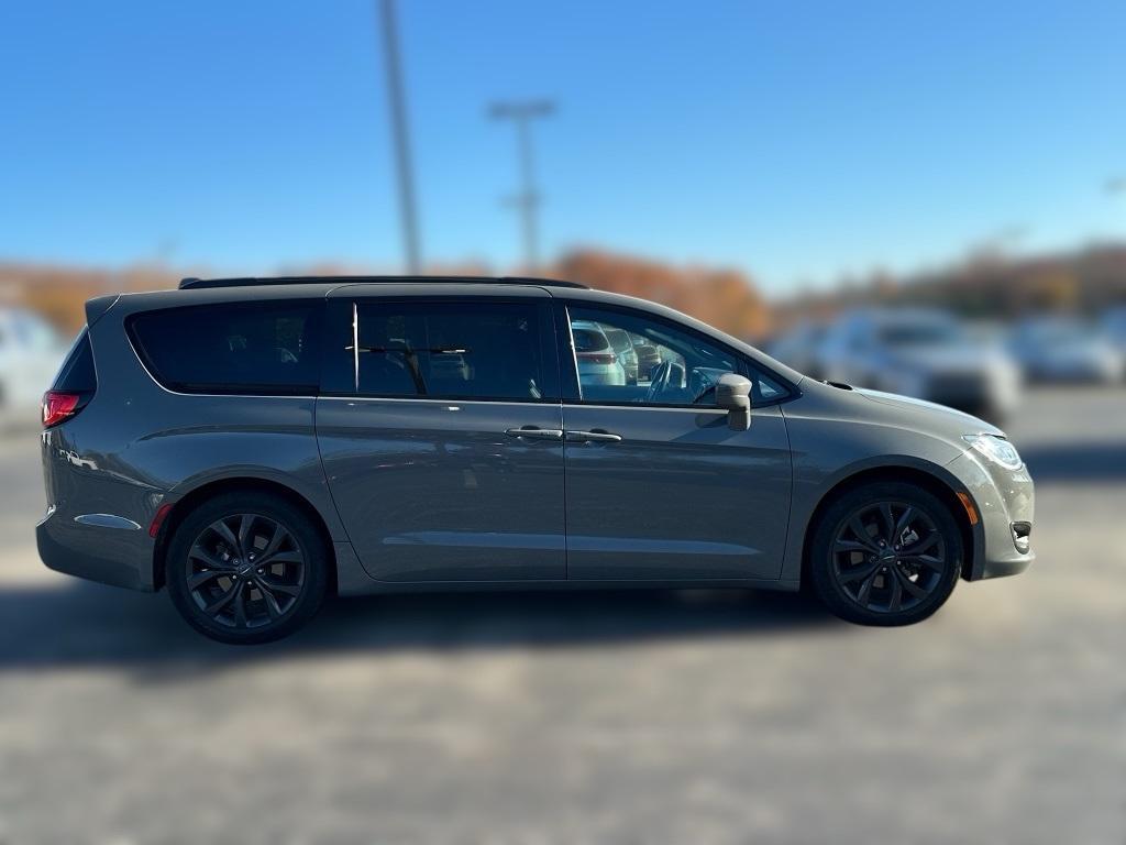 used 2020 Chrysler Pacifica car, priced at $20,436