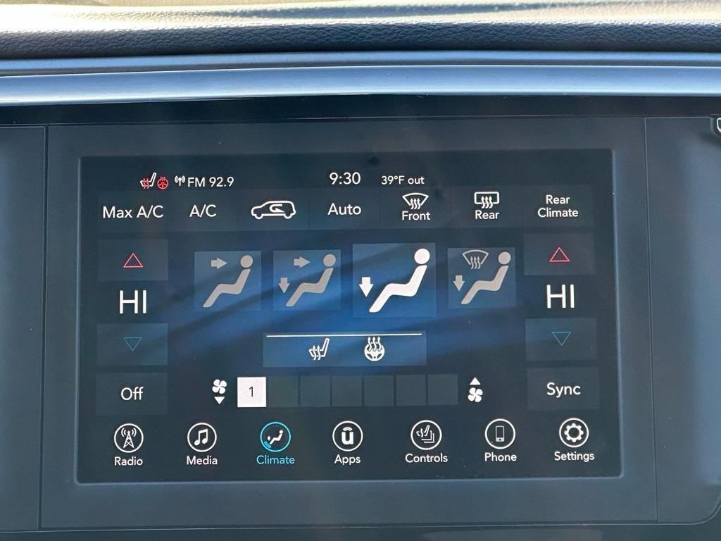 used 2020 Chrysler Pacifica car, priced at $20,436