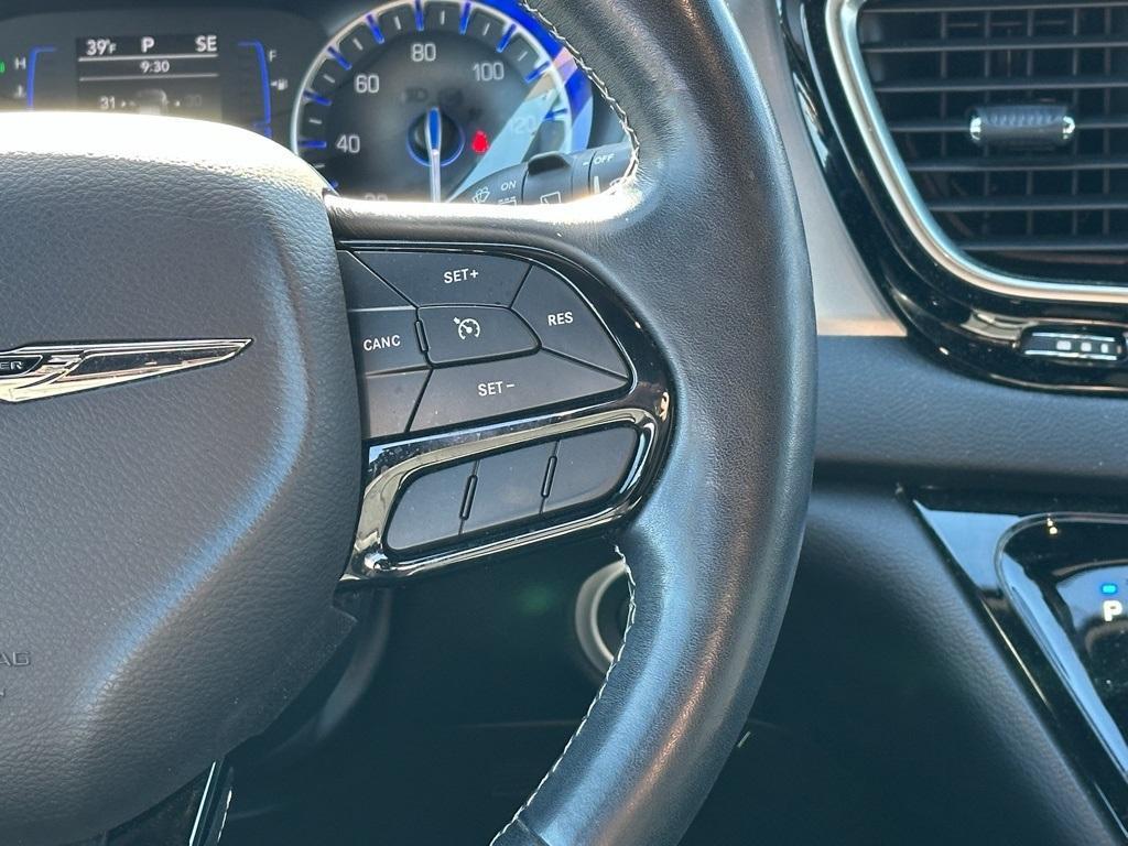 used 2020 Chrysler Pacifica car, priced at $20,436