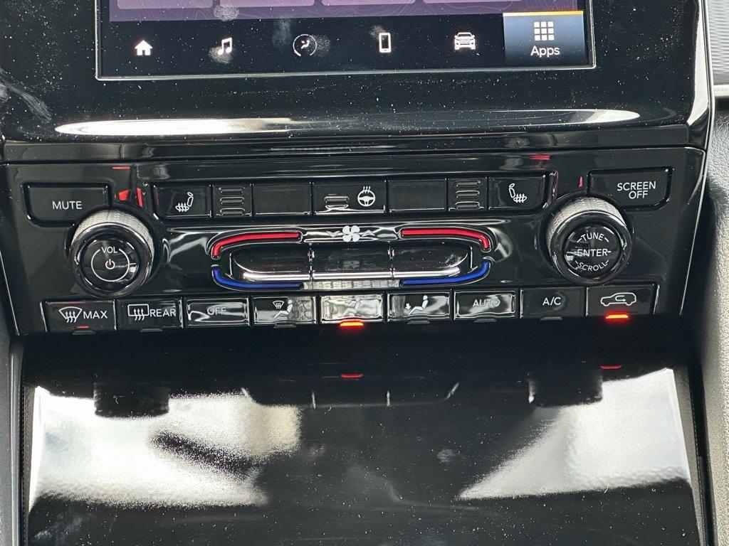 new 2025 Jeep Grand Cherokee car, priced at $42,970