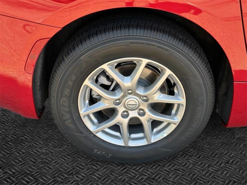 new 2026 Chrysler Pacifica car, priced at $39,191