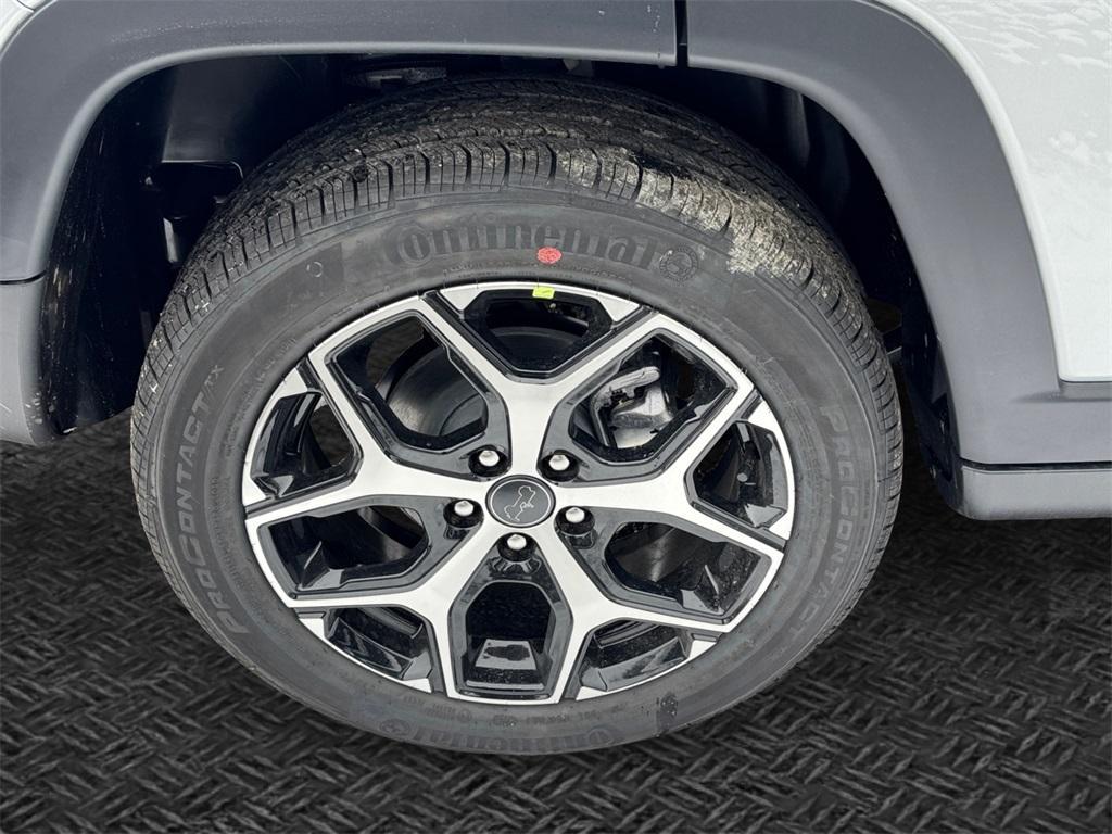 new 2026 Jeep Compass car, priced at $31,899