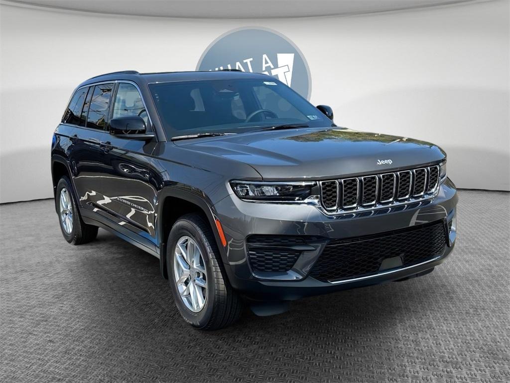 new 2025 Jeep Grand Cherokee car, priced at $37,188