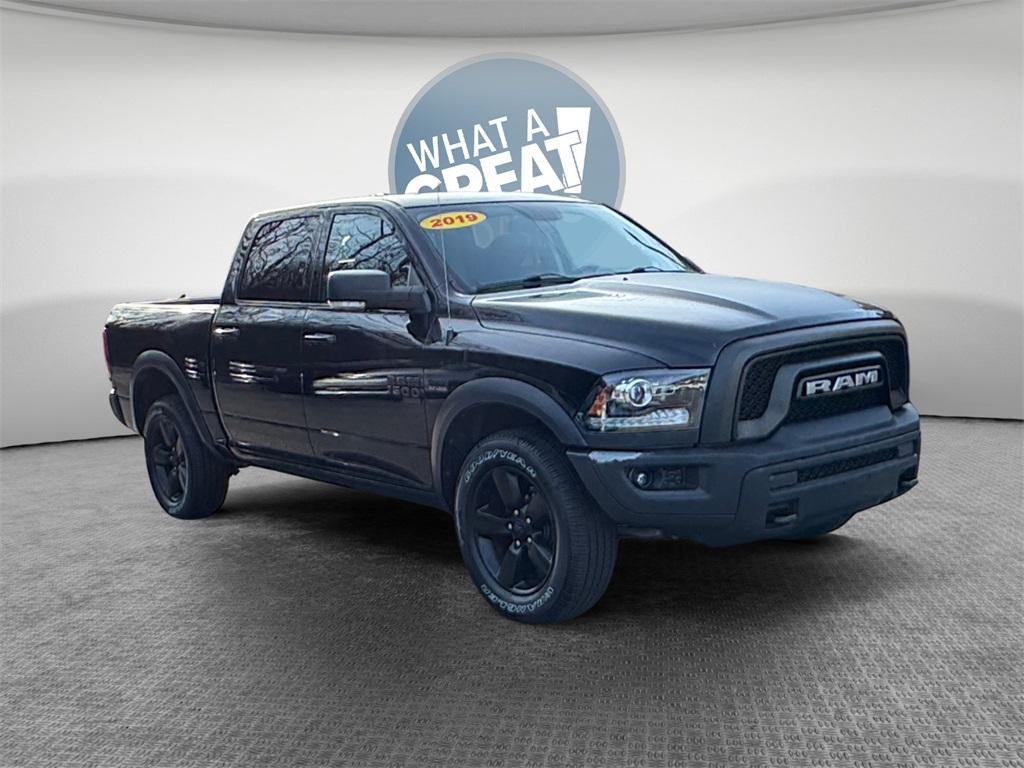 used 2019 Ram 1500 Classic car, priced at $25,566