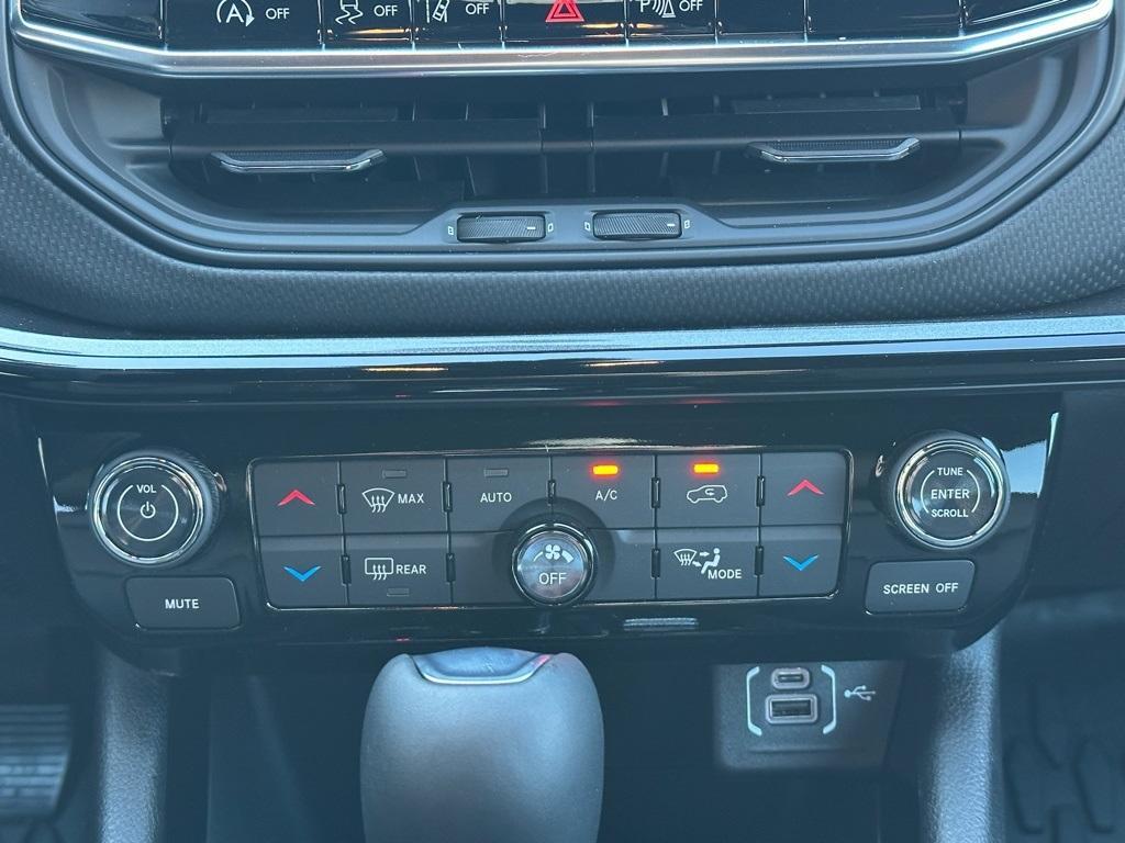 new 2026 Jeep Compass car, priced at $33,187